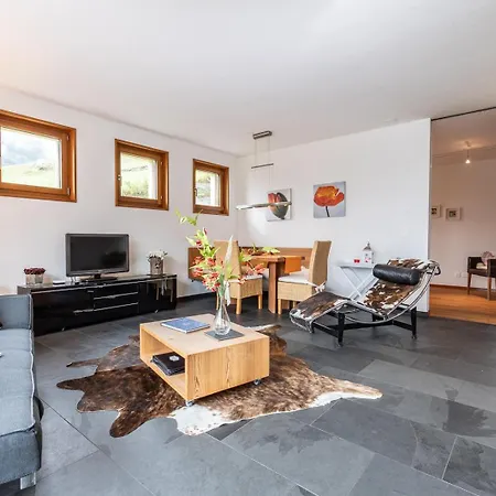 Chasa Arpiglia Apartment