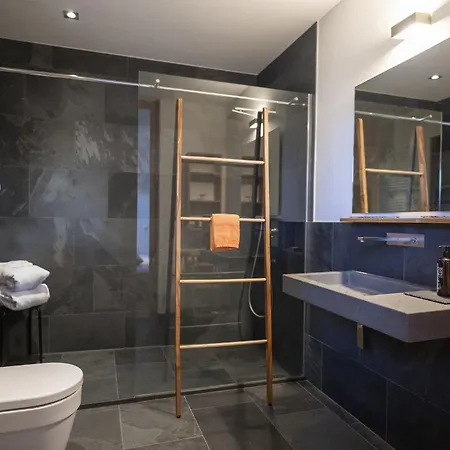Chasa Arpiglia Apartment