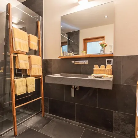 Apartment Chasa Arpiglia Guarda